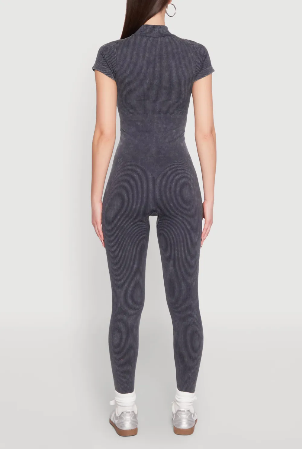 Small Stand Collar Short Sleeved Jumpsuit