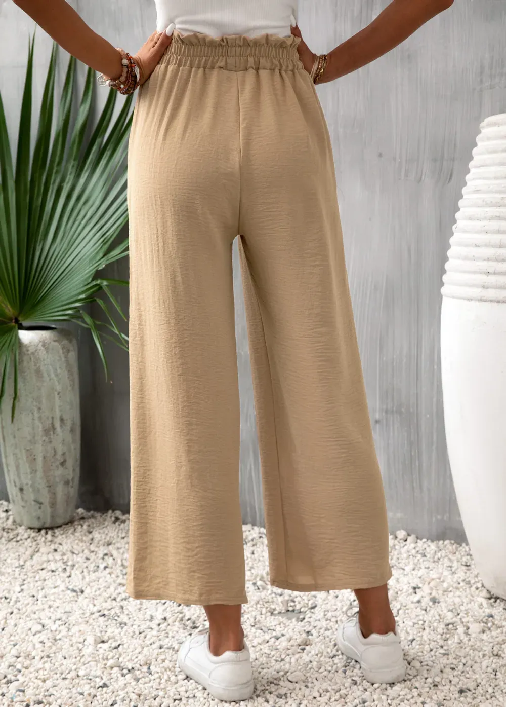 Light Camel Pocket Elastic Waist High Waisted Pants