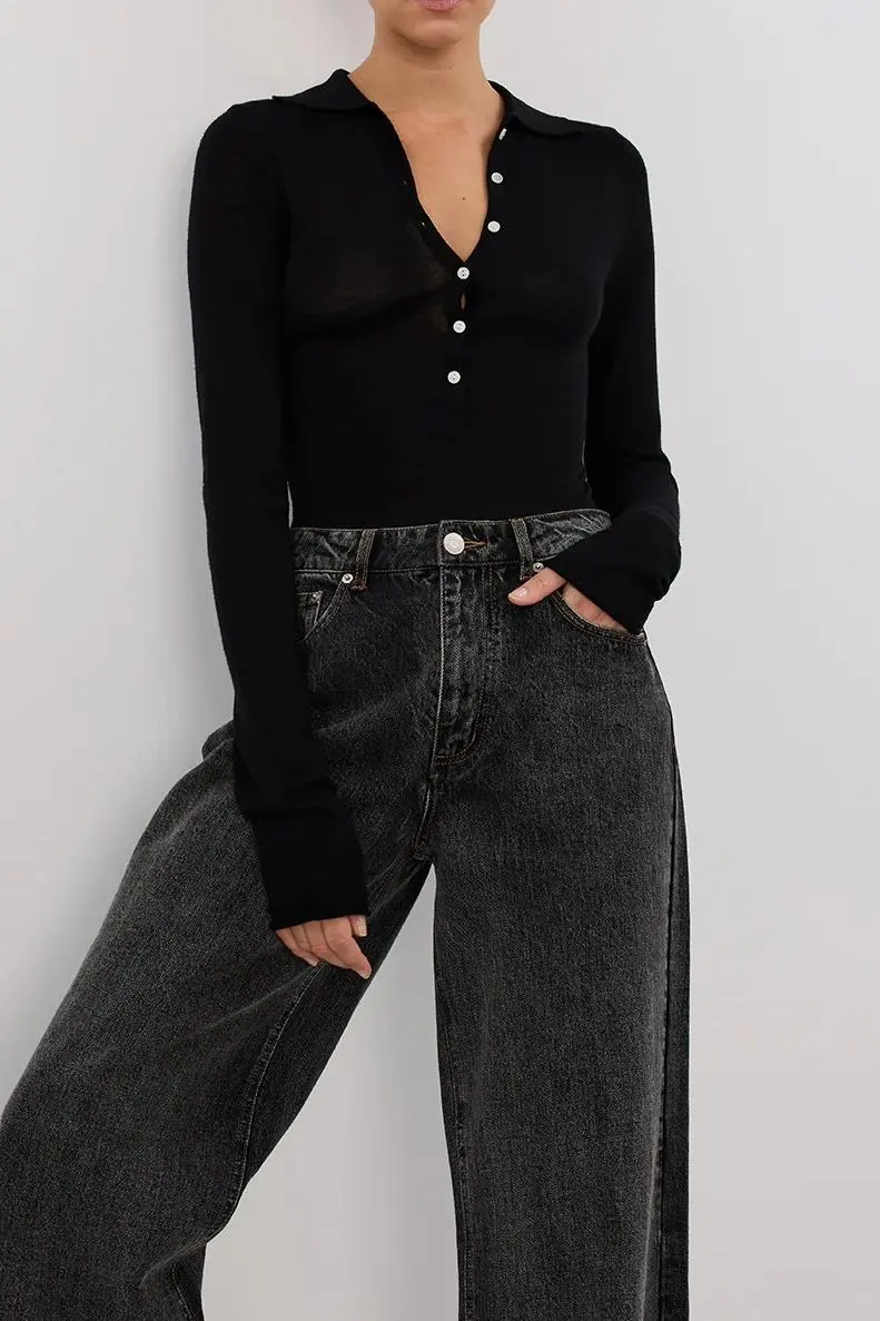 BLACK MERINO POLO KNIT TOP