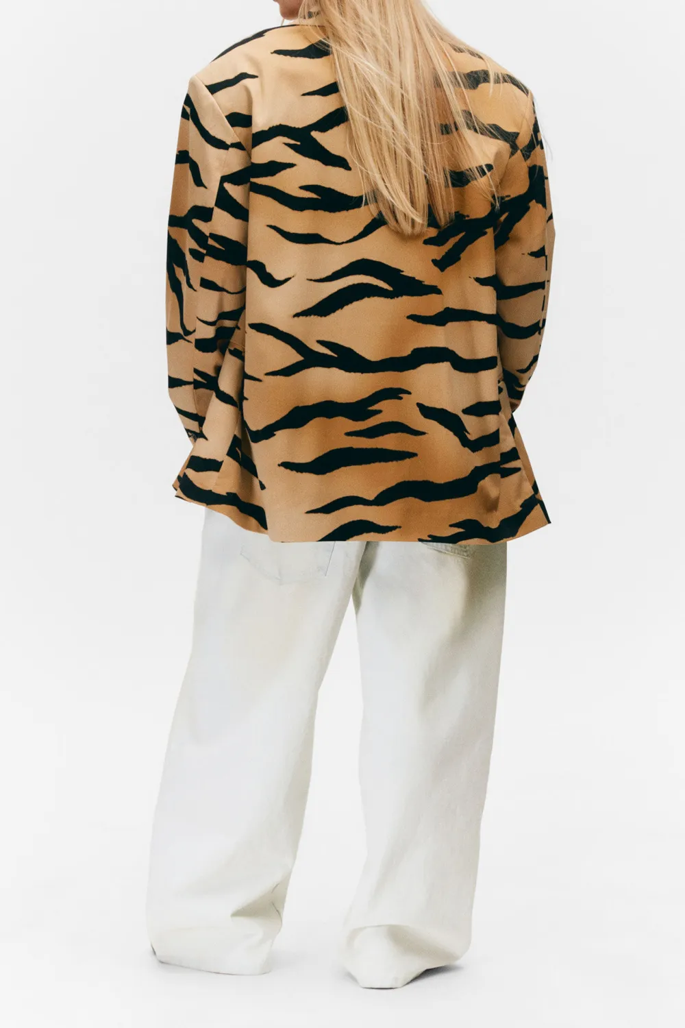 Tiger Printed Lapel Blazer