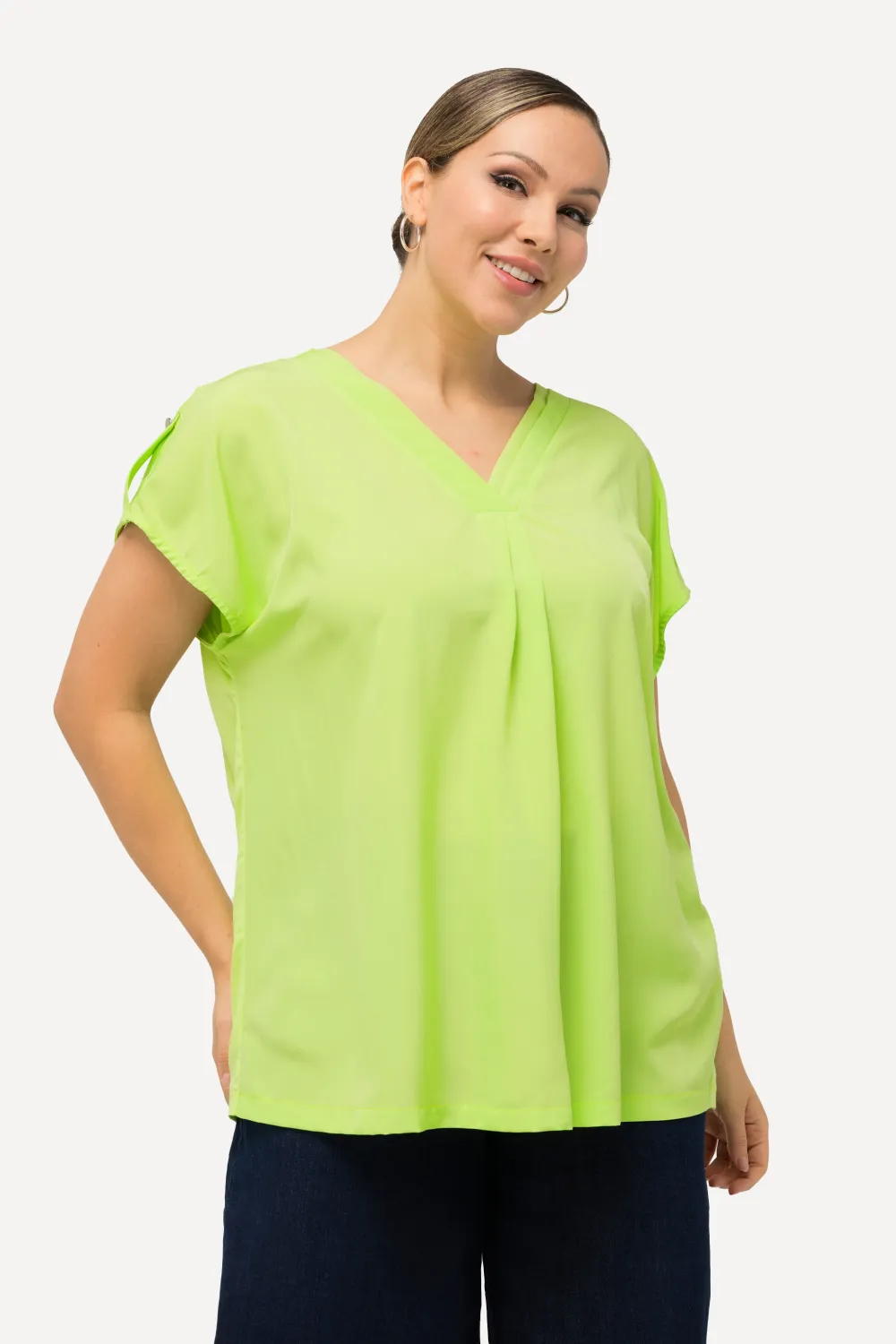 Blush Oversized V-Ausschnitt, Zierfalten Halbarm