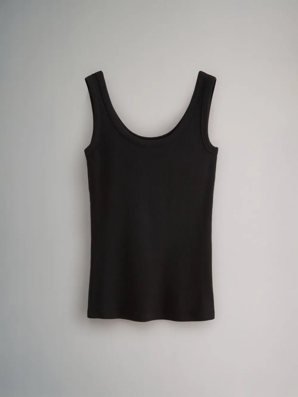 Three-Piece Set Black/Khaki Green/White Ribbed Tank Top