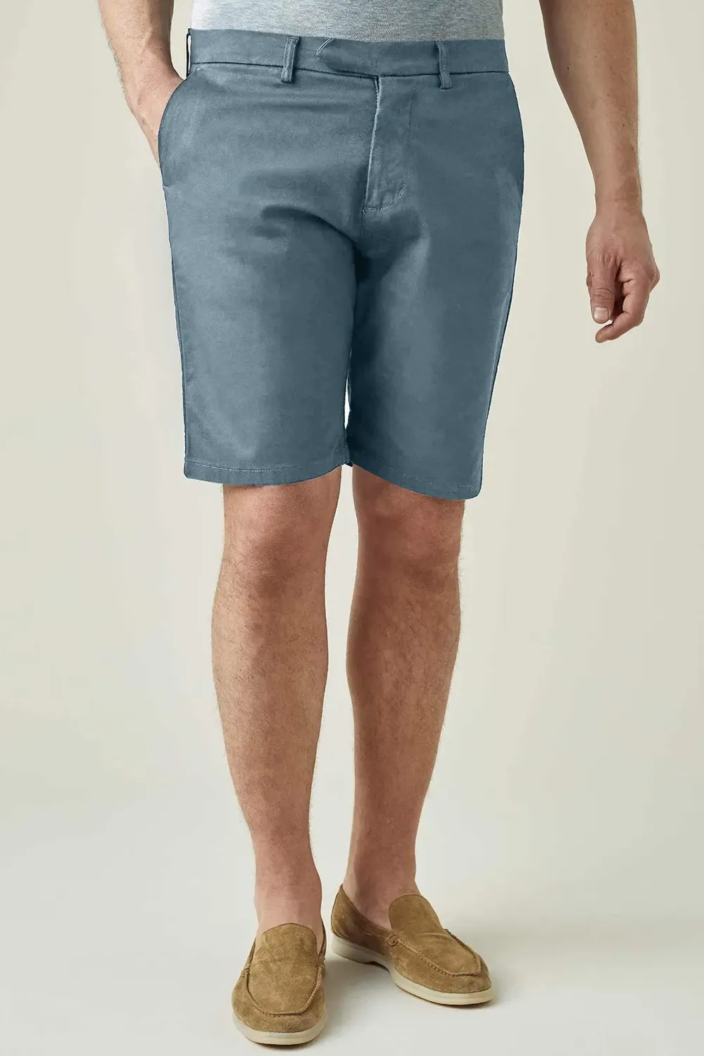 Belt Loops With Additional Central Belt Fastener Shorts