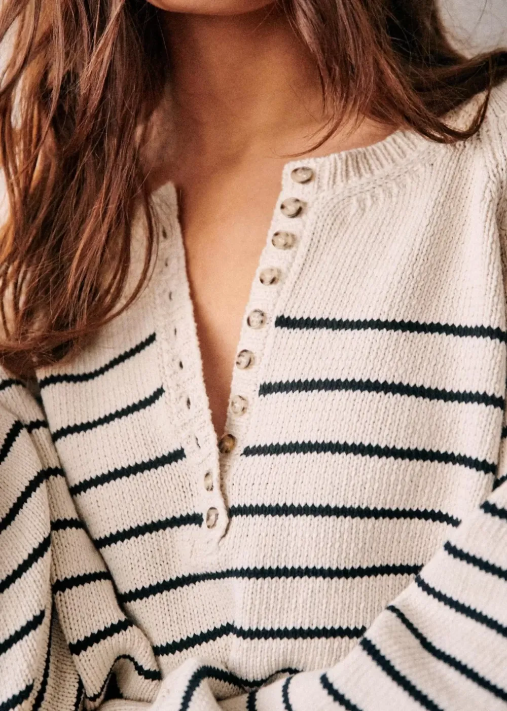 V-Neck Long Sleeve Knitwear