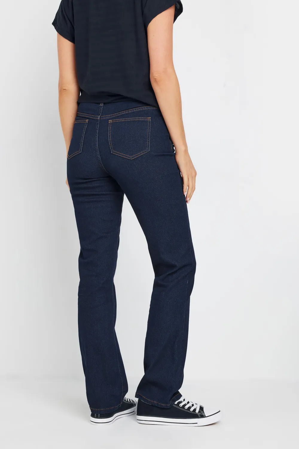 Front Pocket Daily Jeans