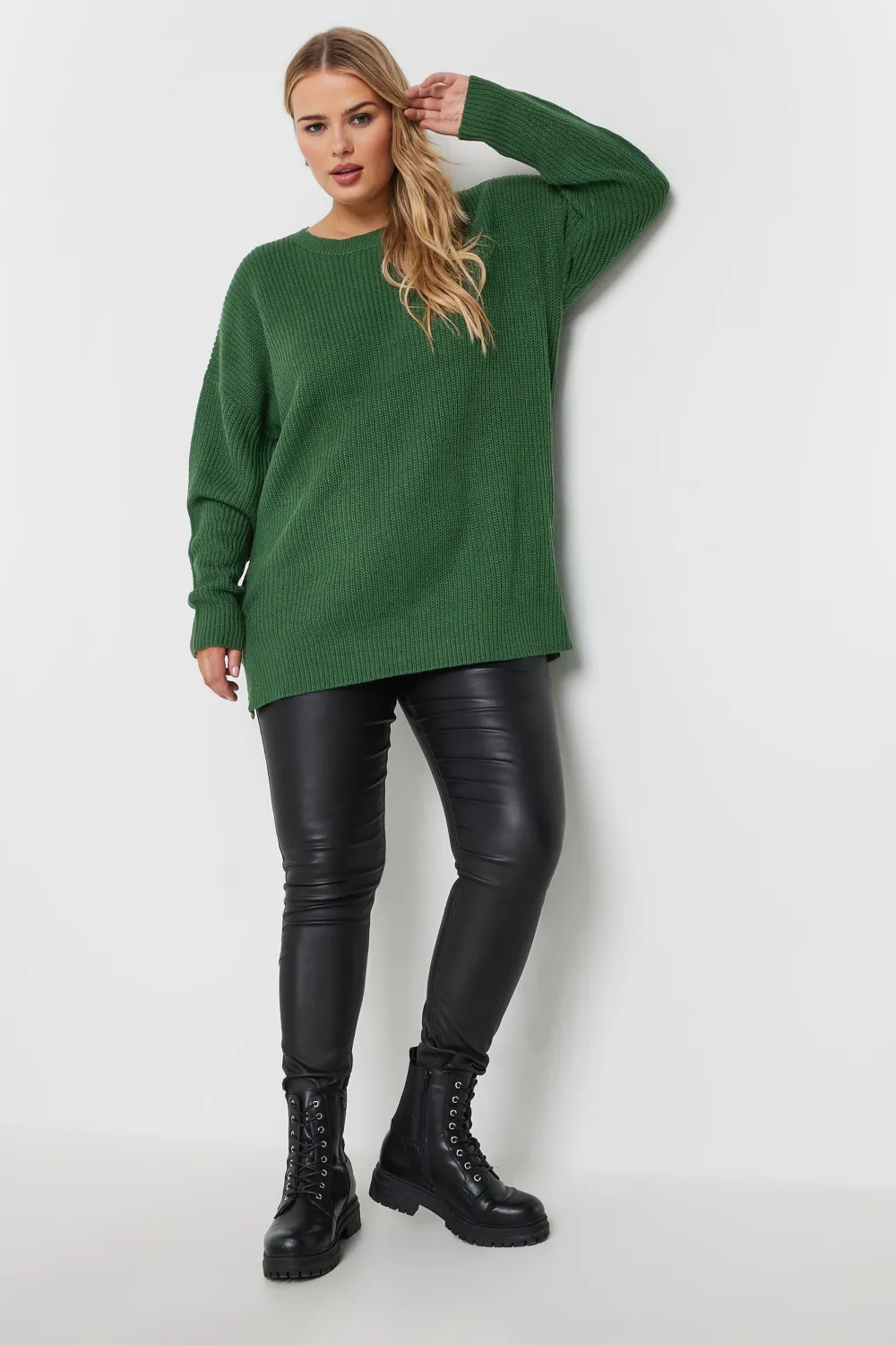 YOURS Curve Navy Blue Drop Shoulder Knitted Jumper