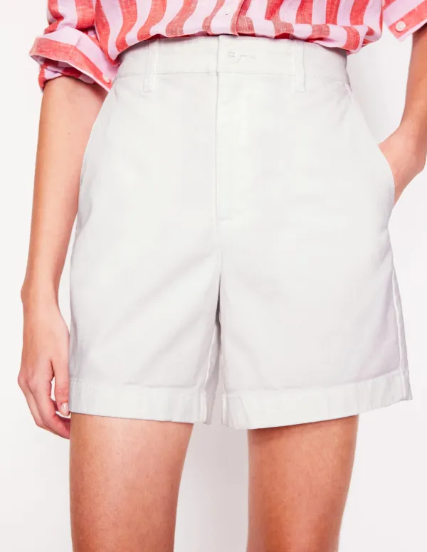 Chino Shorts -White