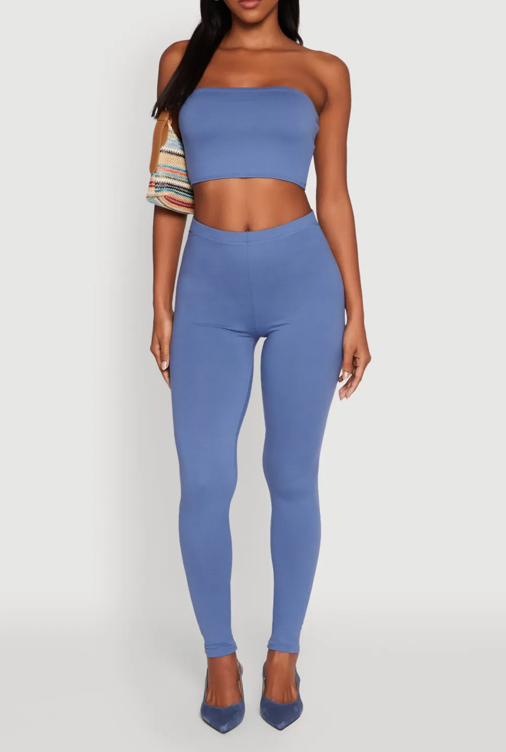 Strapless And Navel Exposed Top