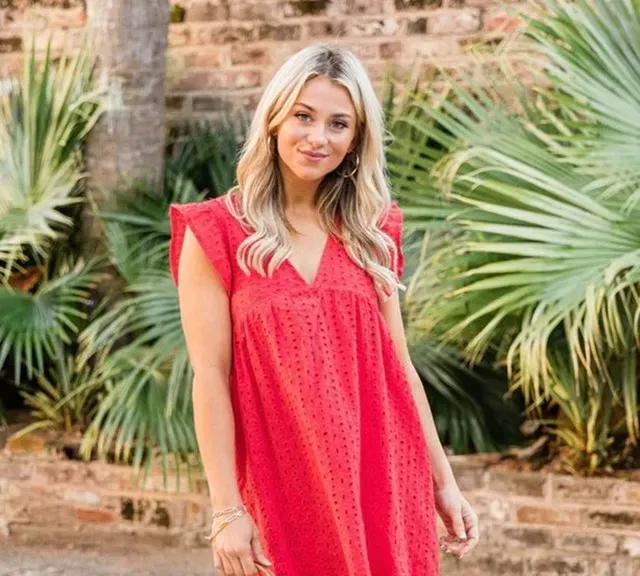 European and American women's new lace jacquard hollow V-neck dress women have pocket cloth shorts.