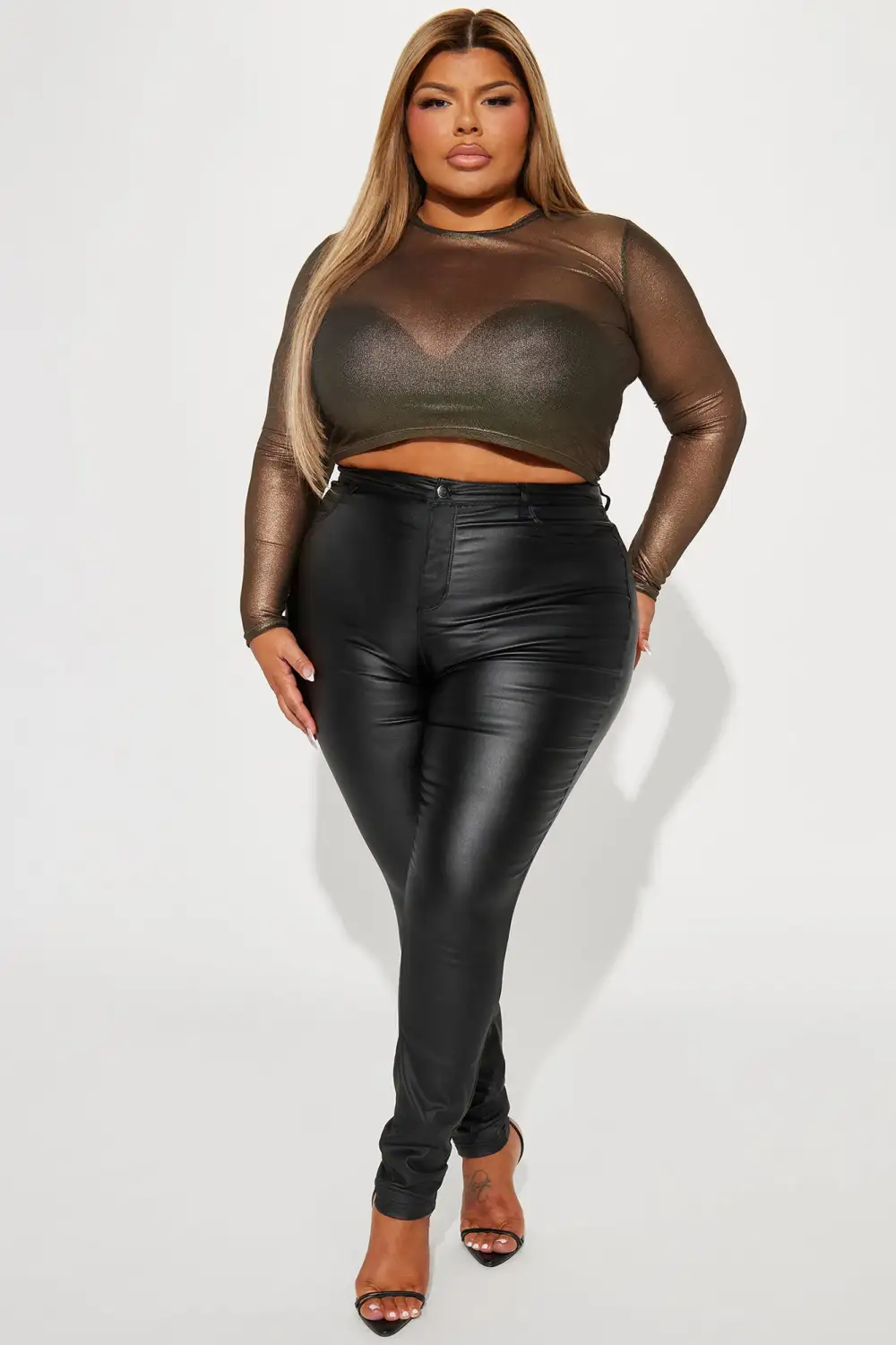 Sneak Peak Metallic Mesh Top - Black/Gold