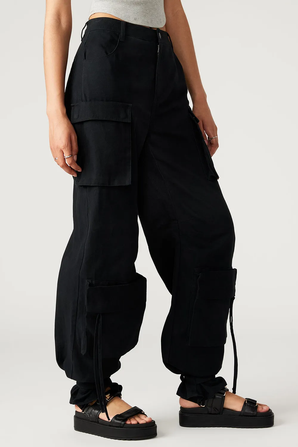 MID CARGO PANT BLACK