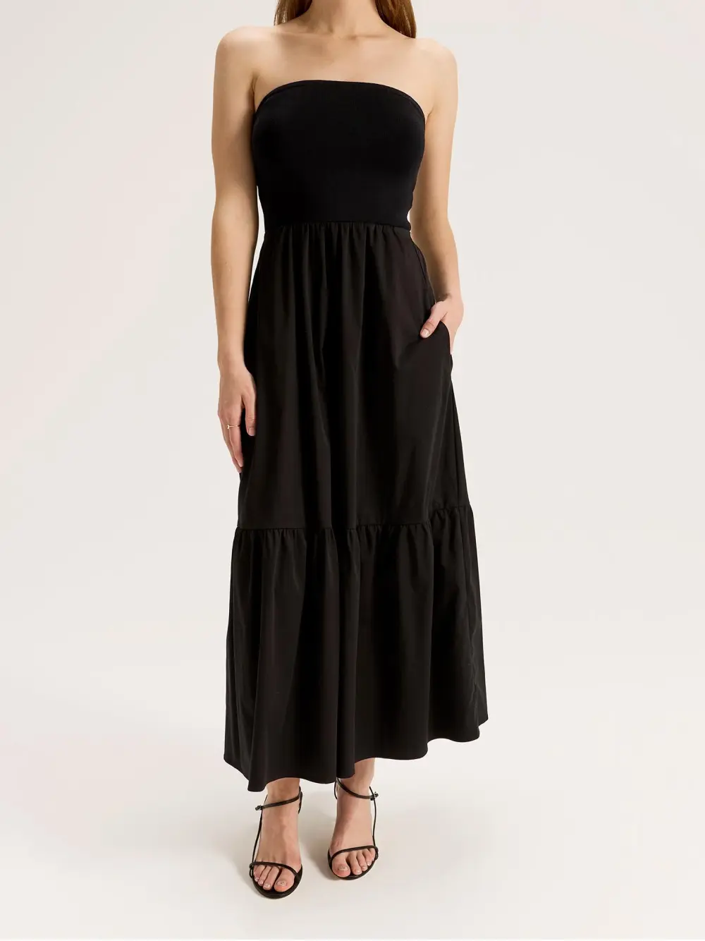 Elegant Black Sleeveless Maxi Dress