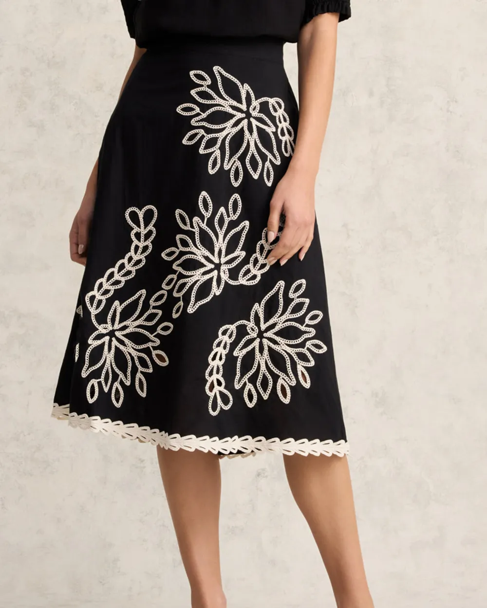 Embroidered Cotton Skirt