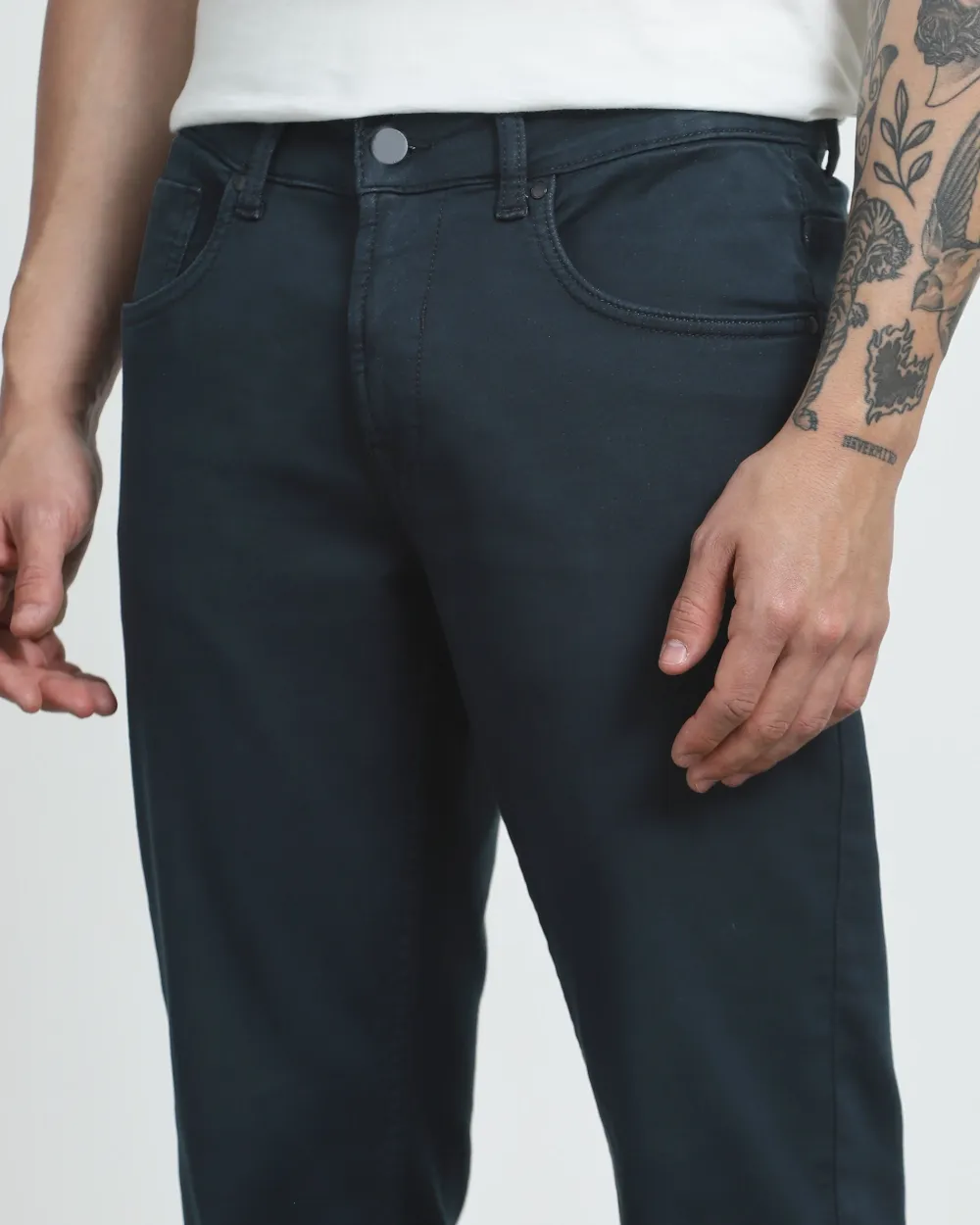 Classic Versatile And Comfortable Straight Navy Jeans