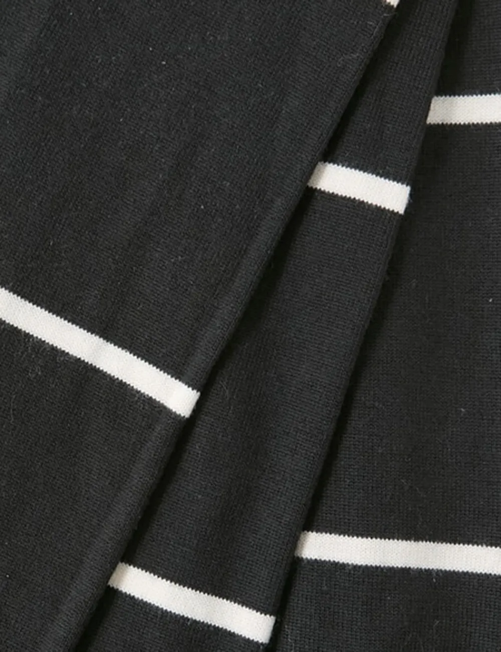 Niche Design Black Colorblock Wool Scarf