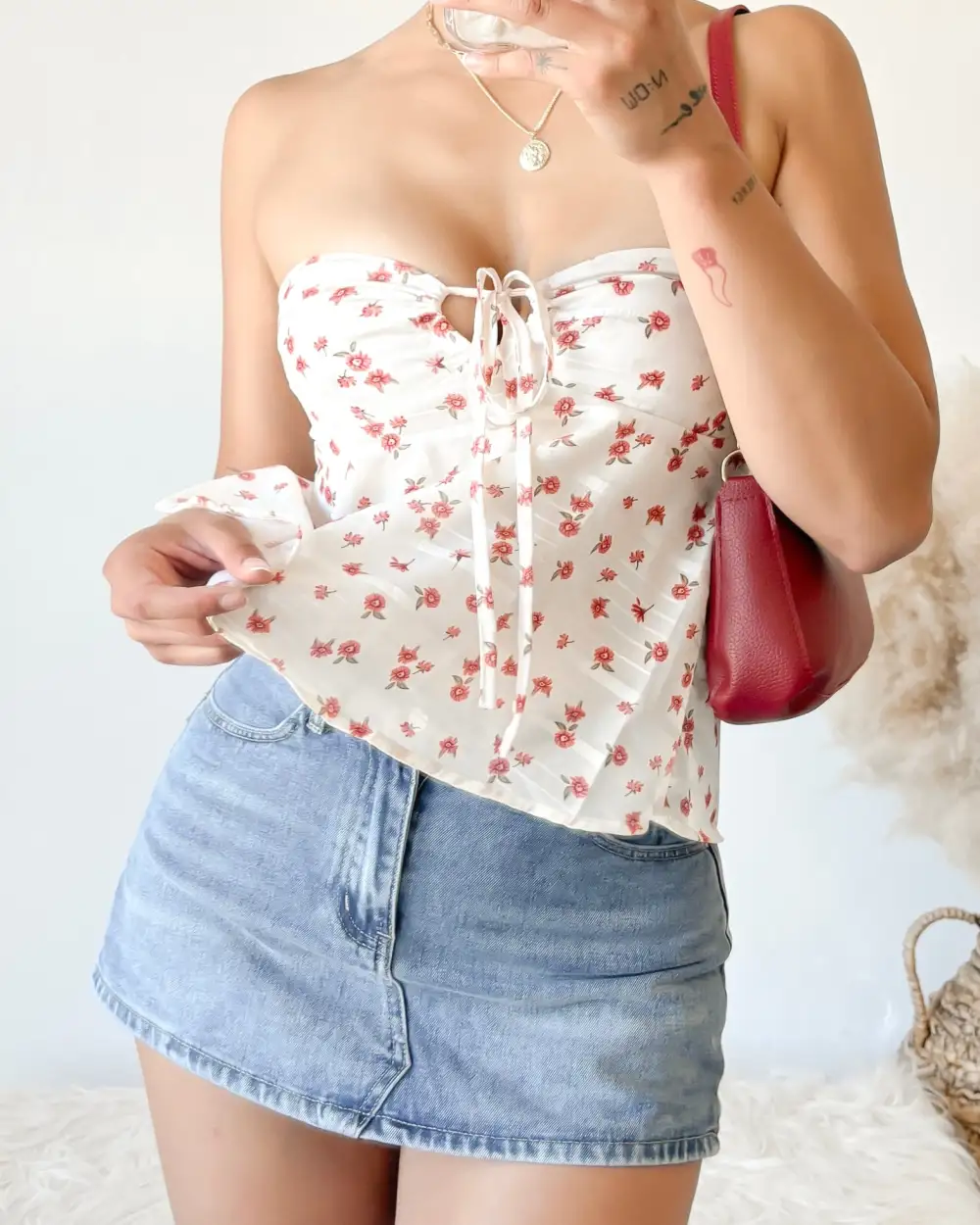 ELIZA STRAPLESS FLOWY TOP