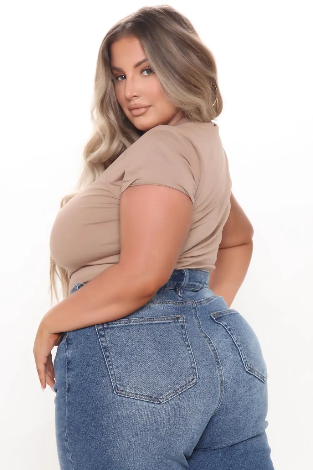 Carly V Neck Crop Tee - Mocha