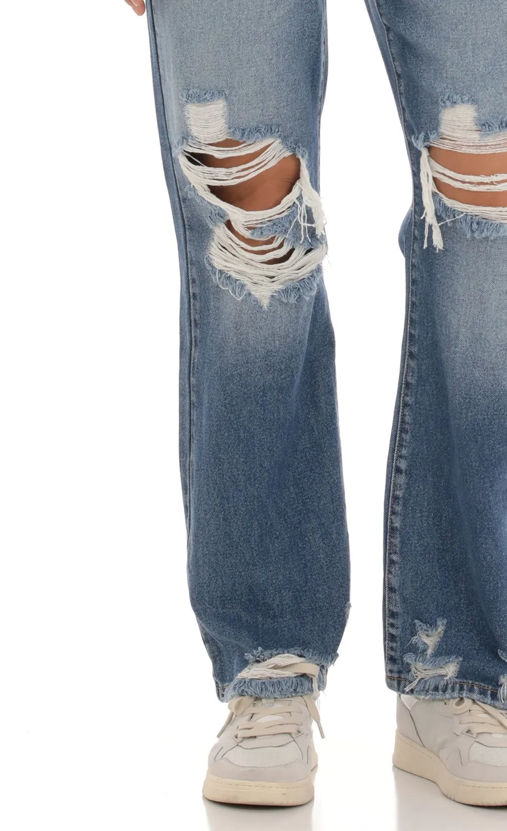 Distressed Jeans in Faded Denim