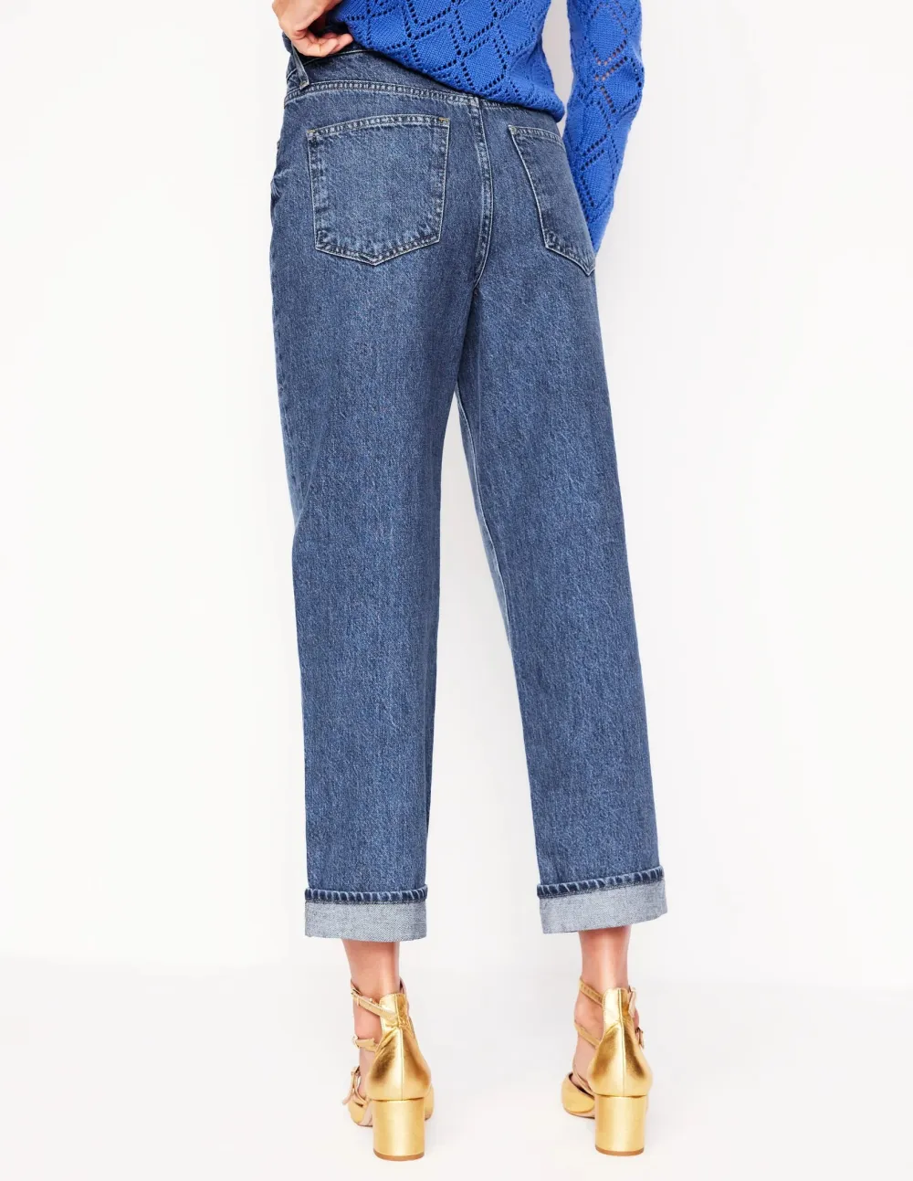 Mid Rise Relaxed Jeans