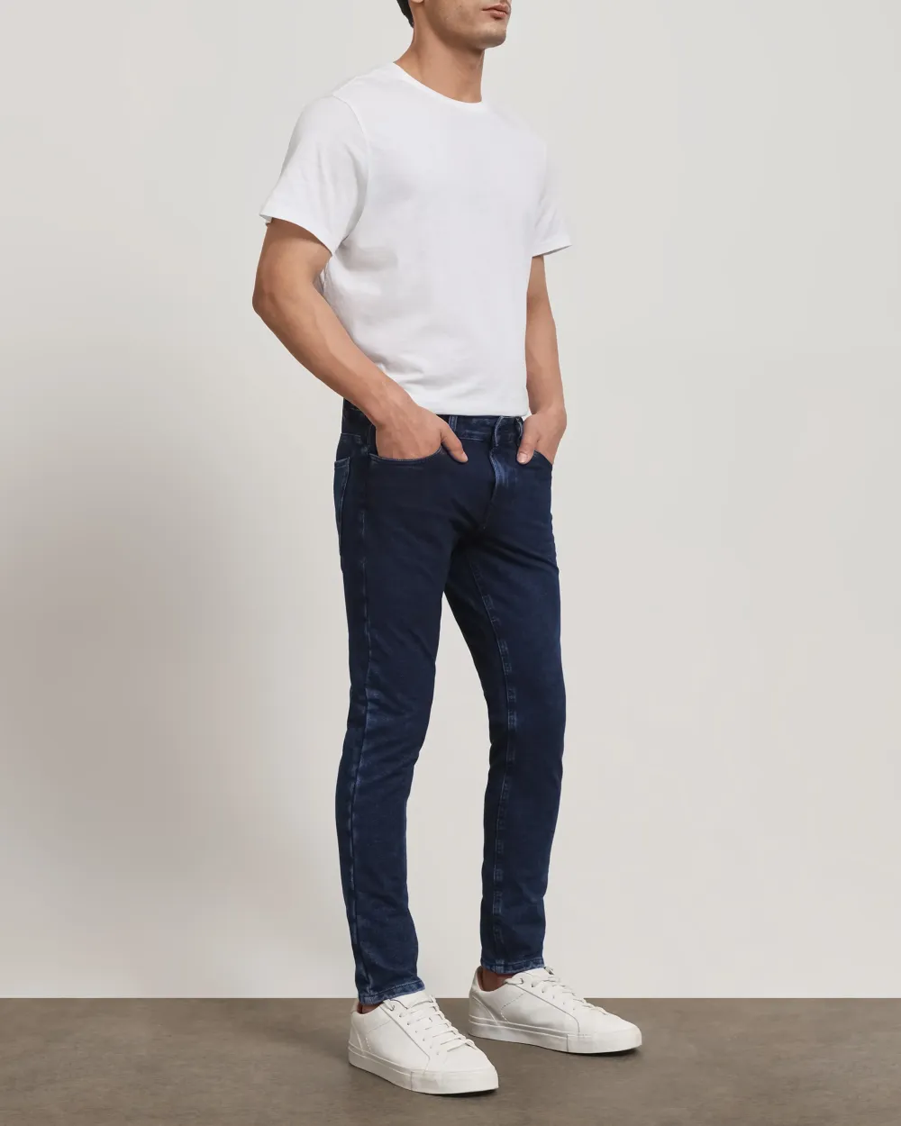 Classic Versatile And Comfortable Straight Dark Indigo Blue Jeans