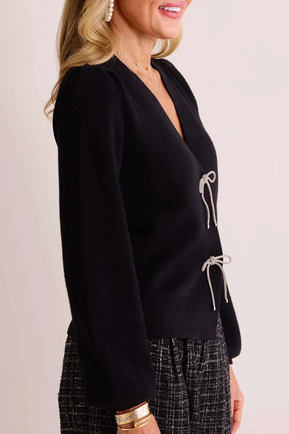 Black V-Neck Rhinestone Bow Knitted Cardigan