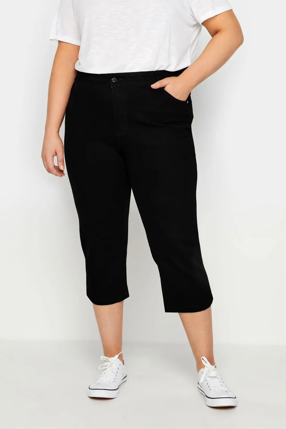 Evans Black Cropped Jeans
