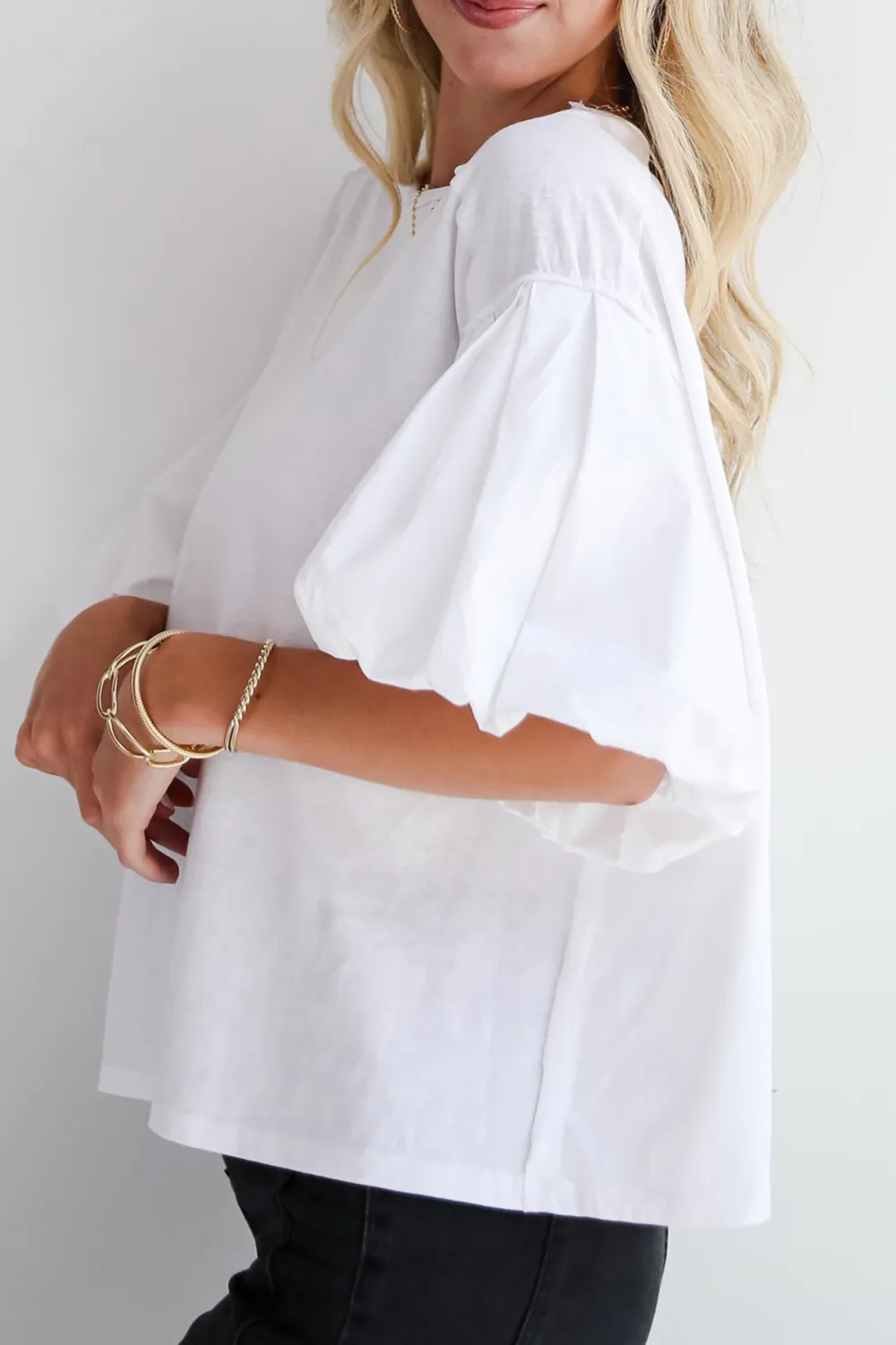 Poised Performance White Contrast Puff Sleeve Top