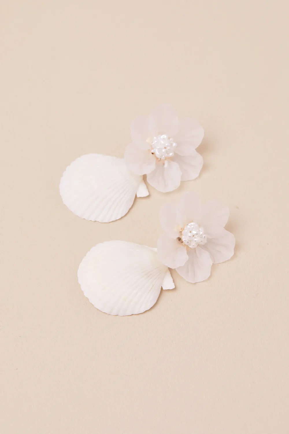 Creative And Fashionable Flower Shell Earrings