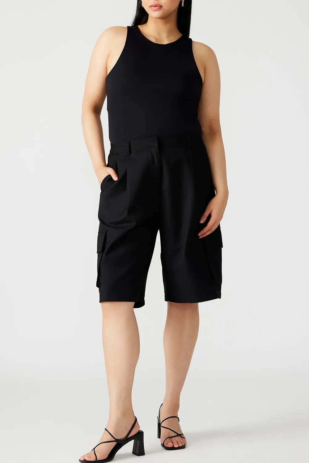 SLEEVELESS BODYSUIT BLACK