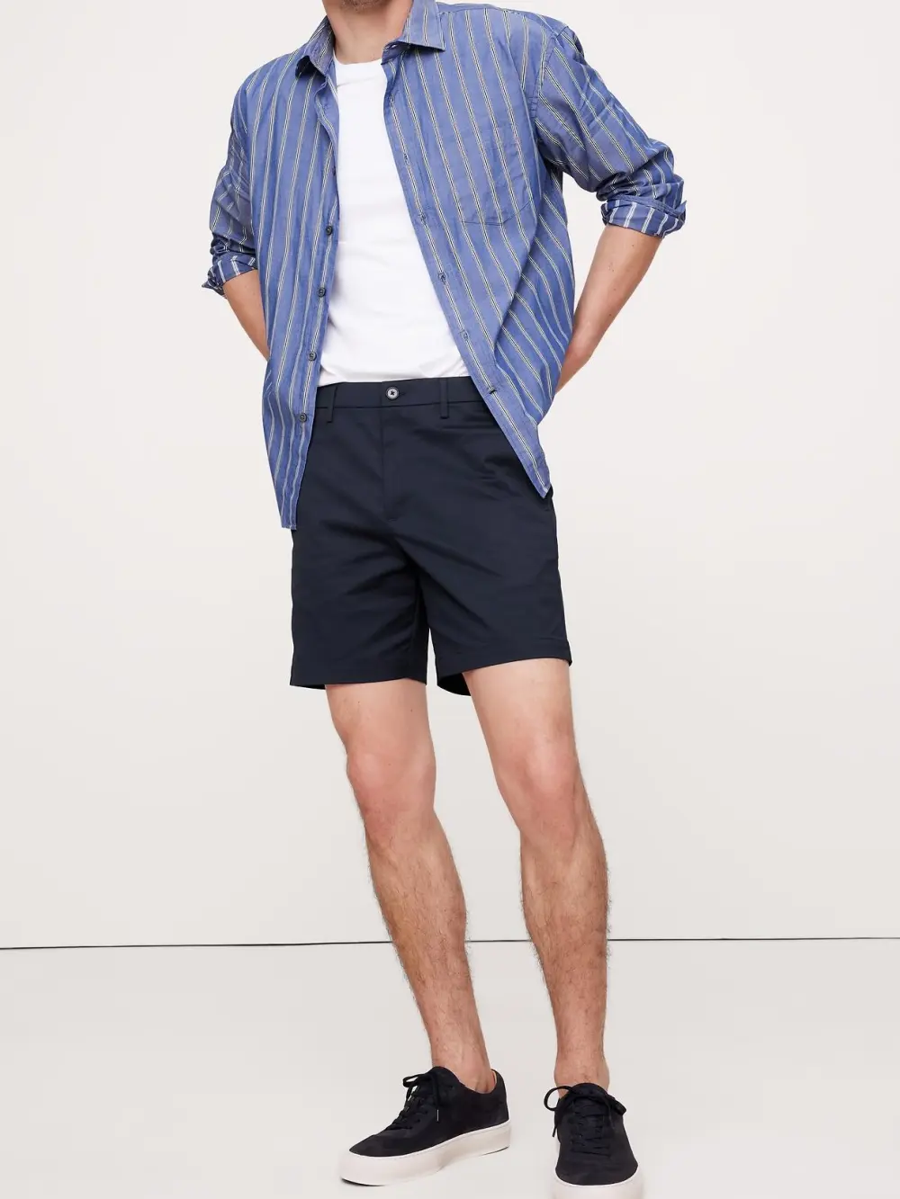Men's Navy Blue Casual Mid-Rise Cotton Shorts