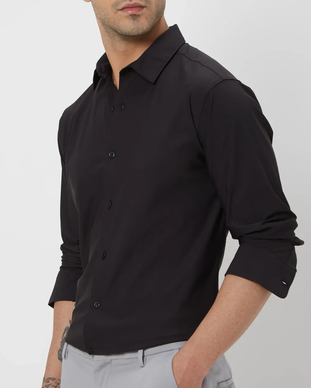Simple And Comfortable Slim-Fit Breathable Black Shirt