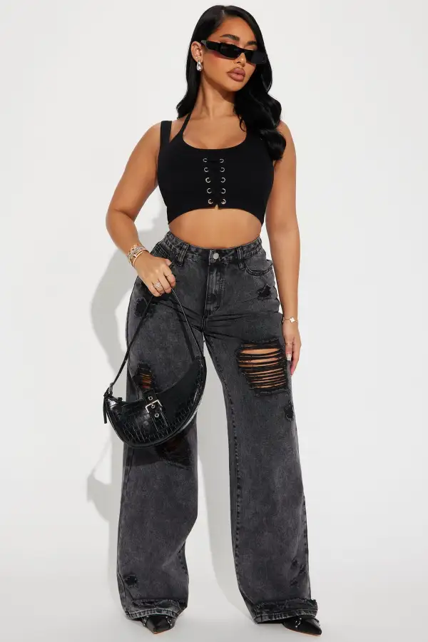 Don't Bother Halter Top - Black