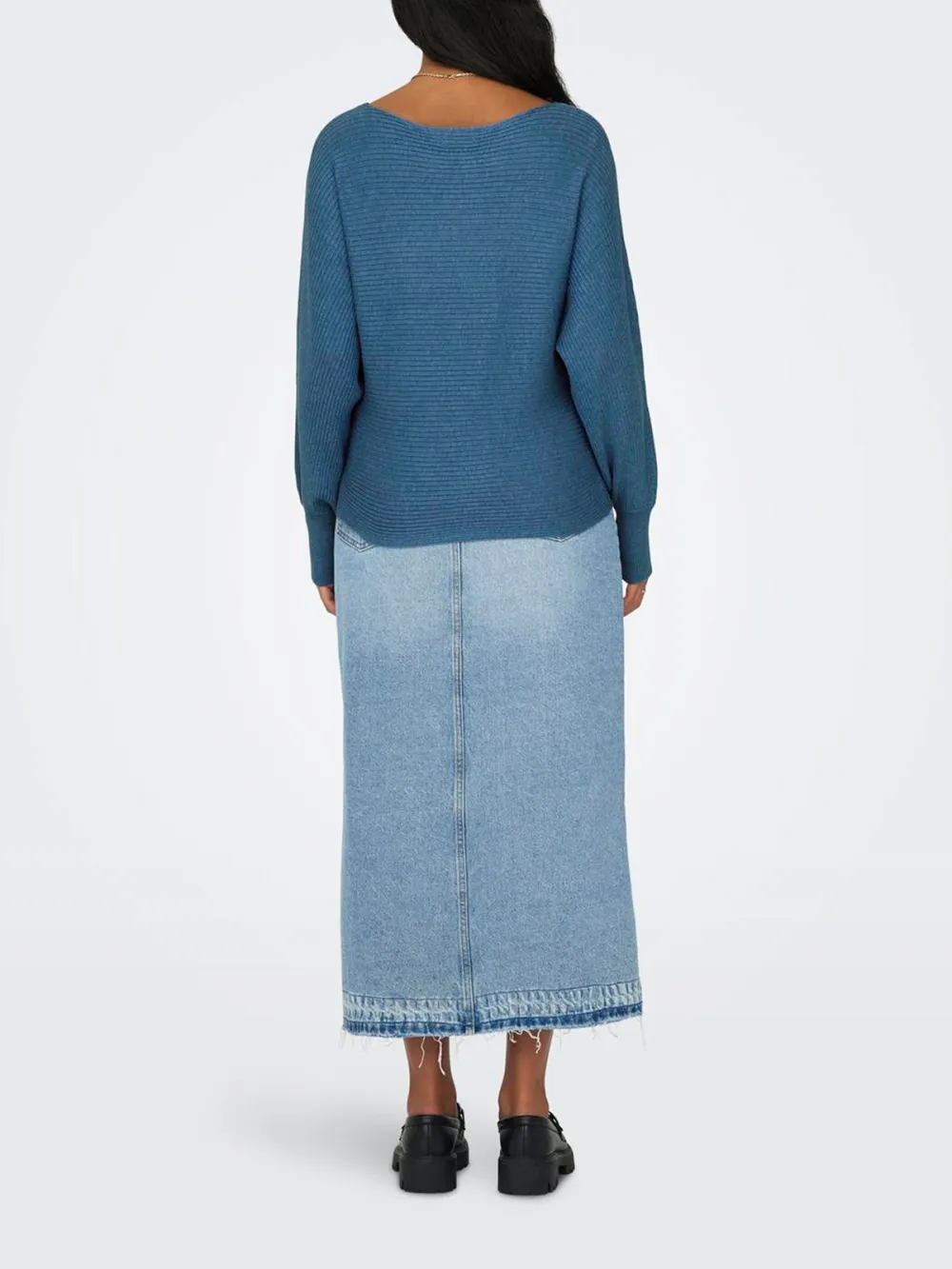 Plain Colored Crew Neck Long Sleeve Sweaters