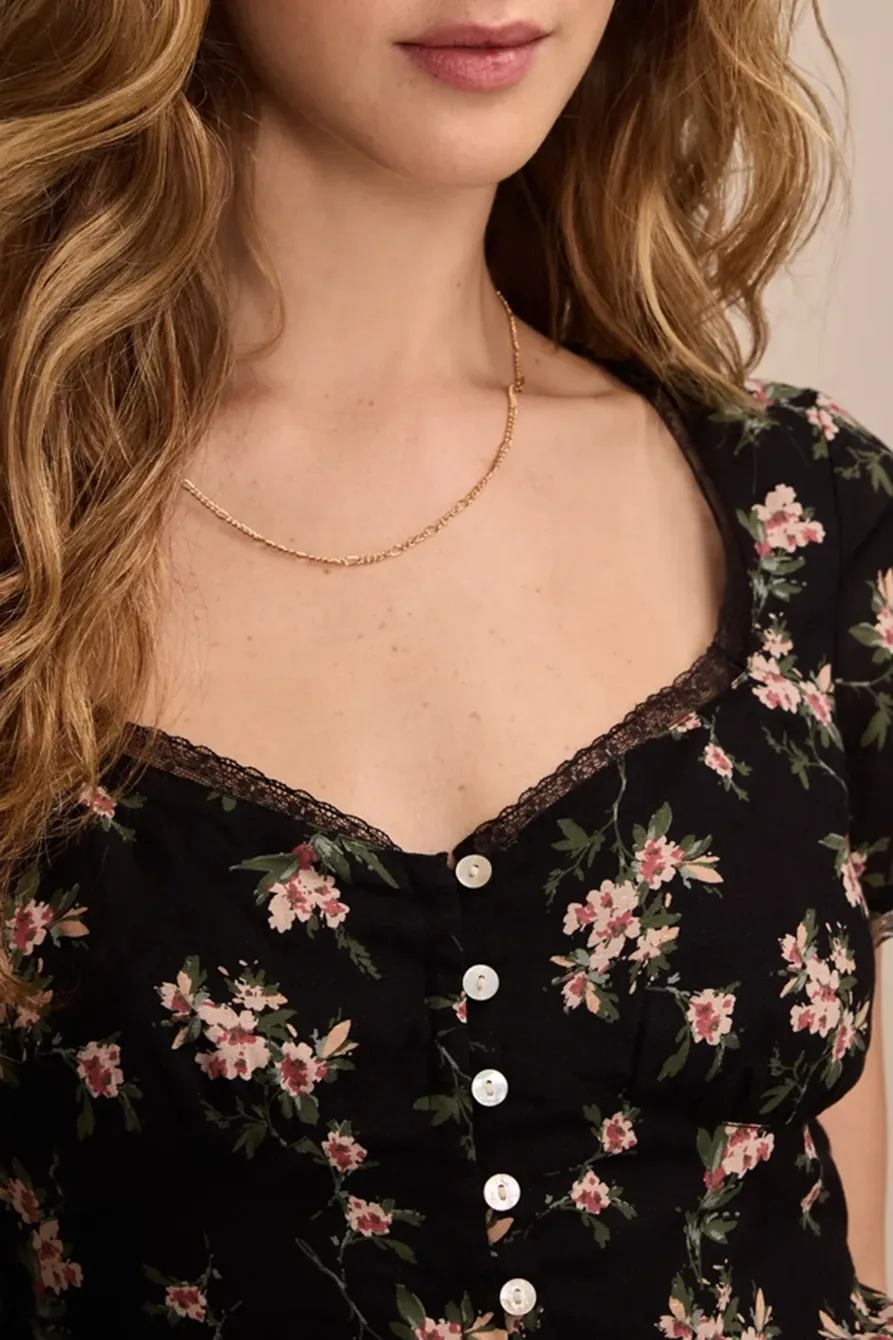 Lace trimmed Short Sleeve Midi Dress