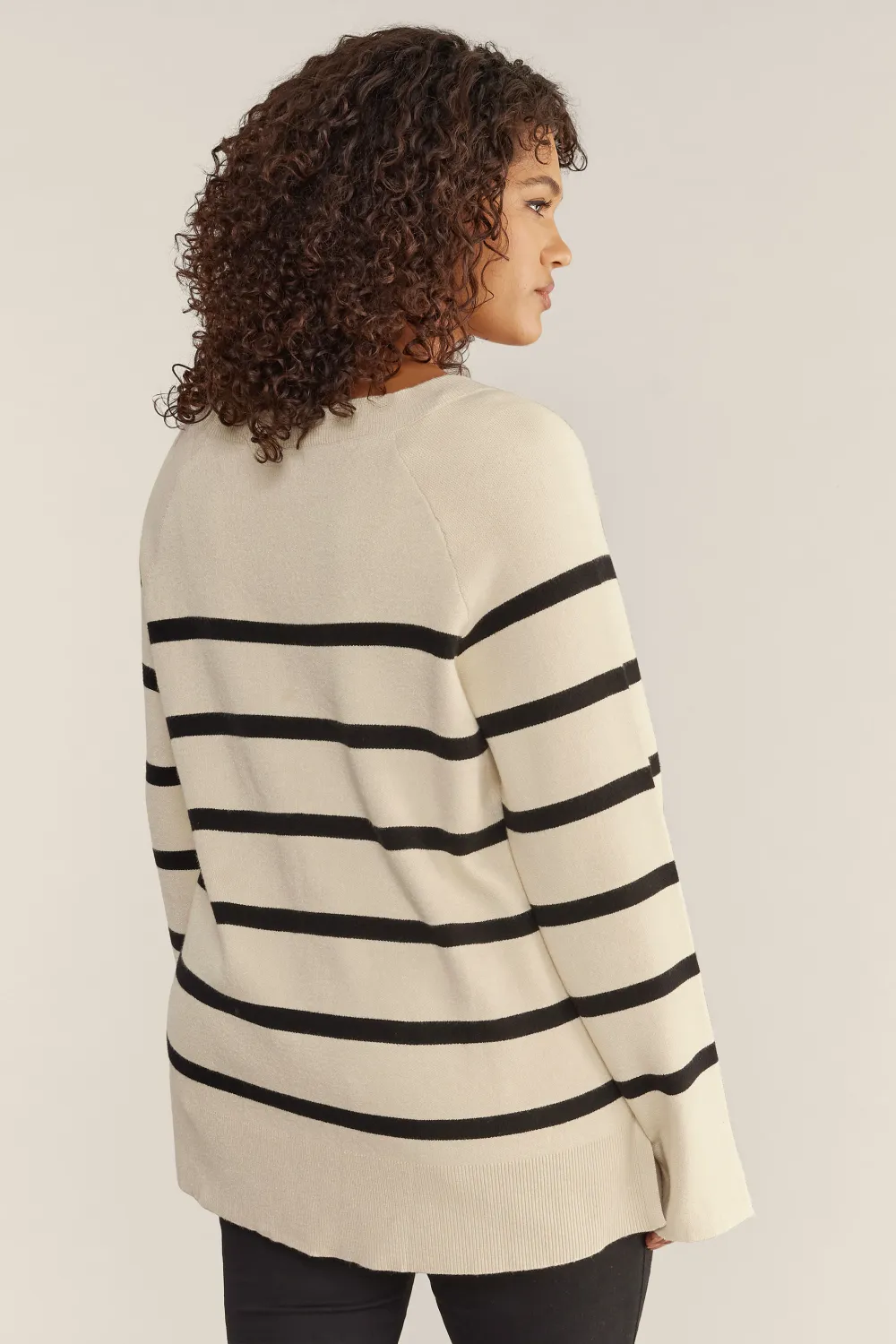 EVANS Curve Ivory White & Blue Striped Knitted Jumper