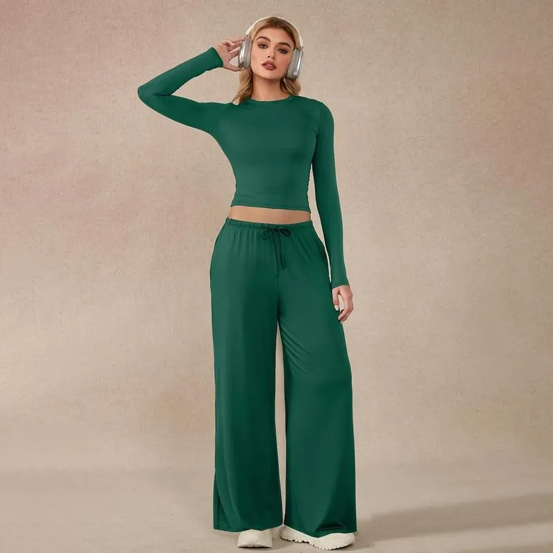 Women's two-piece tracksuit set, long-sleeved crop top and wide-leg pants