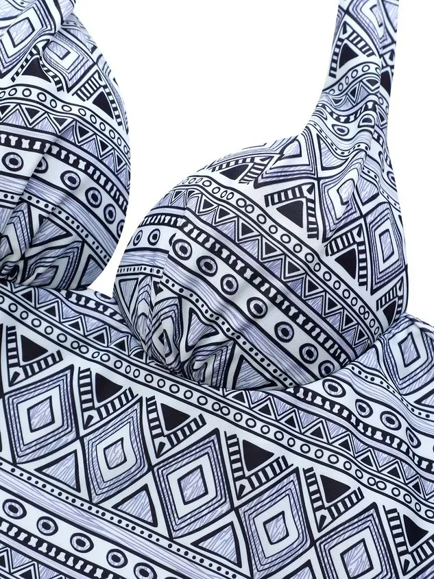 Vacation Ethnic Printing Halter Tankinis Two-Piece Set