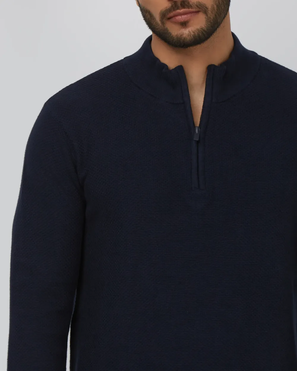 Comfortable Soft And Light-Skinned Slim Navy Sweater
