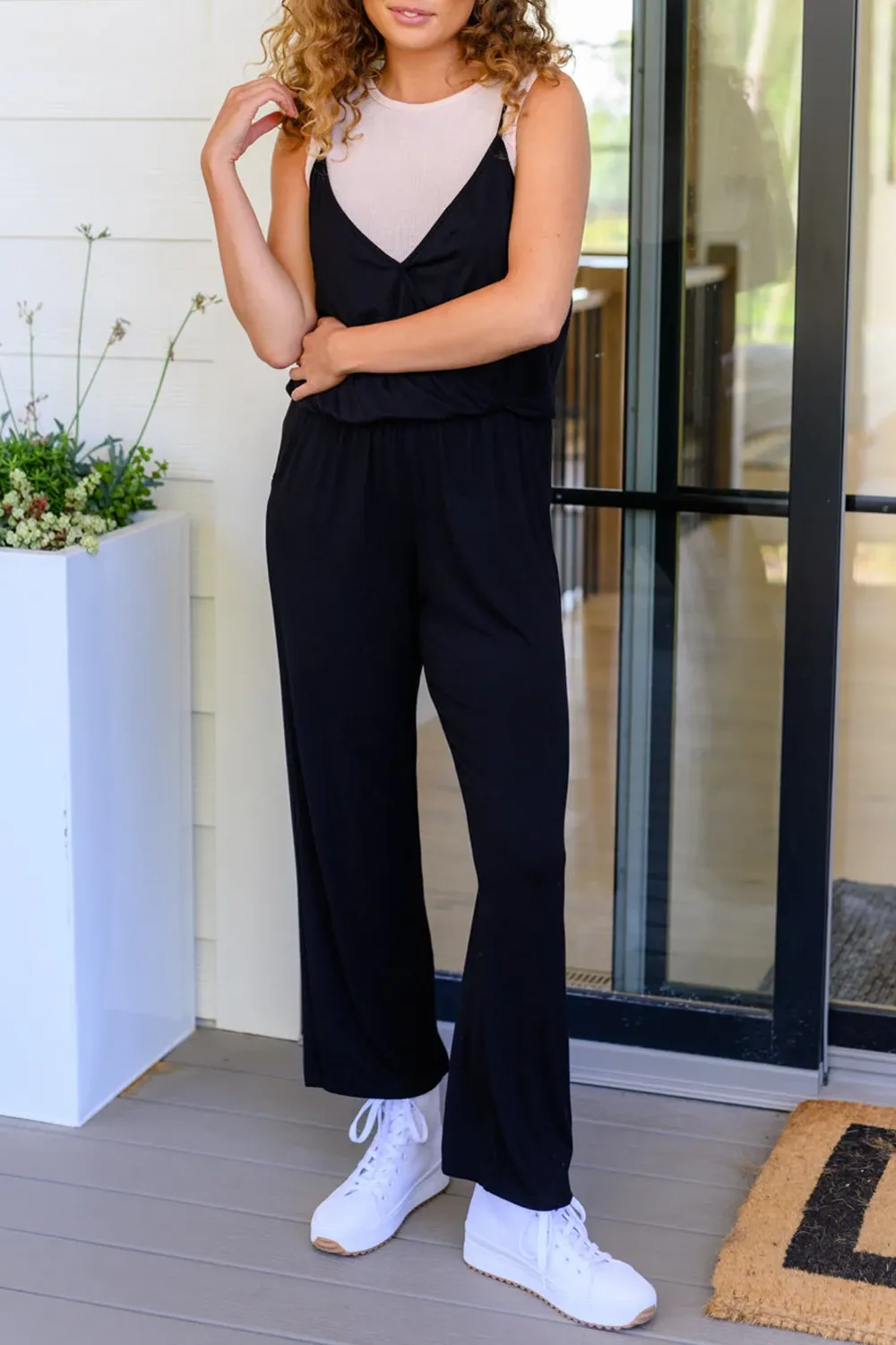 Black Classic Simple Versatile Breathable Jumpsuit