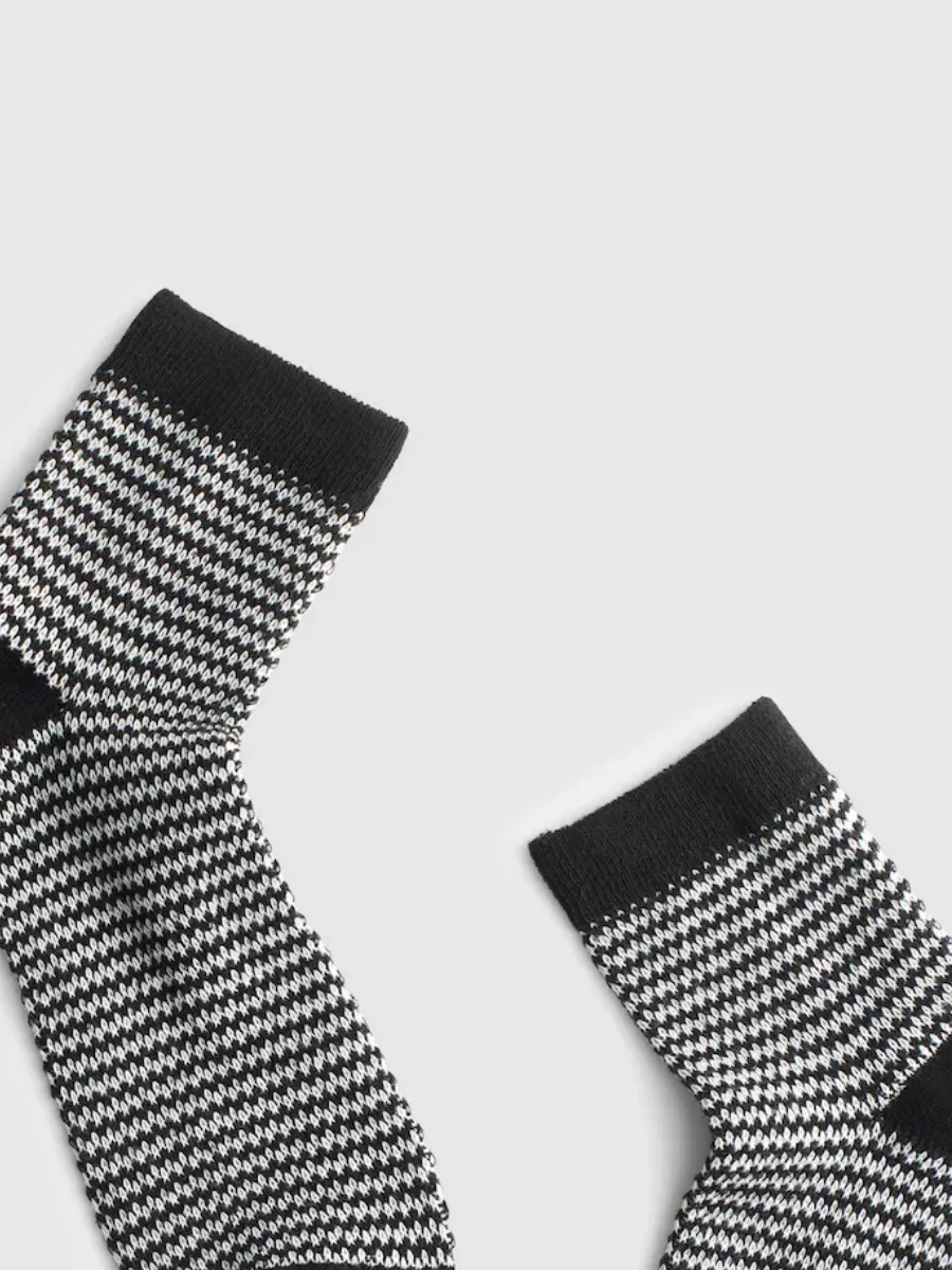 Classic Pattern Socks