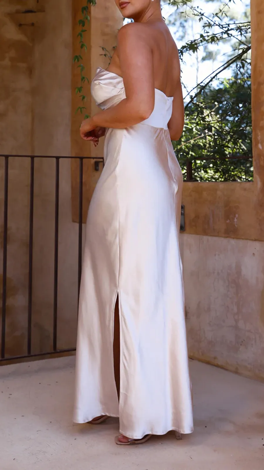 Strapless Design Maxi Dress