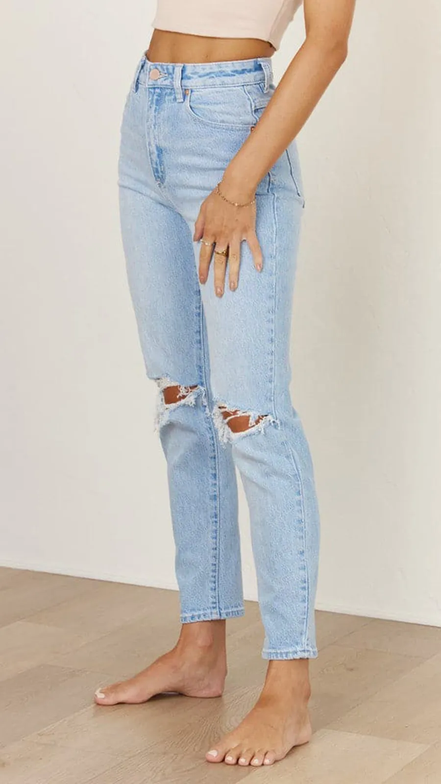 Perfect Curve Ripped Jeans