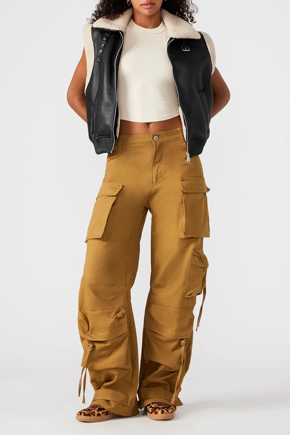 MID CARGO PANT BLACK