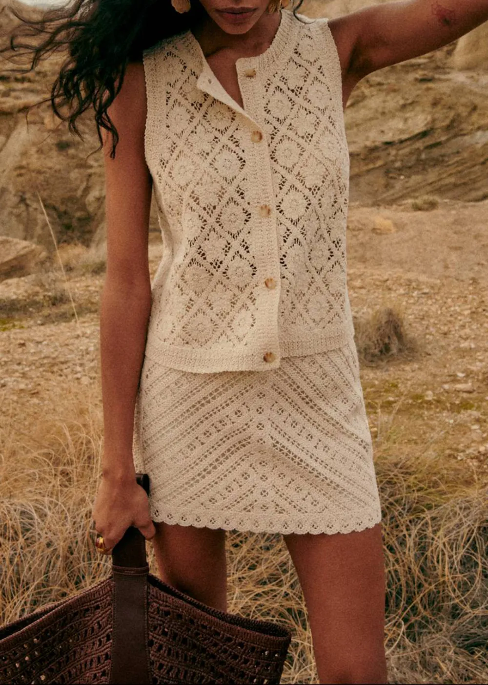 Solid Color Sleeveless Shirt