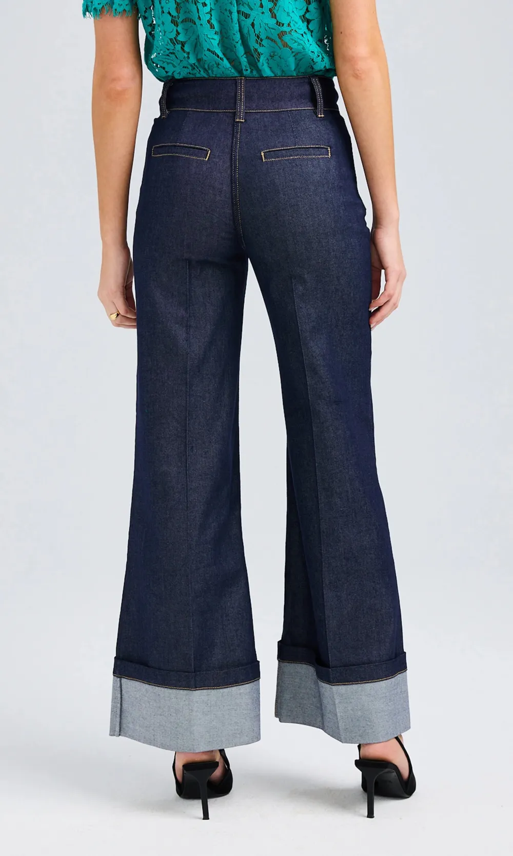 Dark-Colored Wide-Leg Jeans With Cuffs