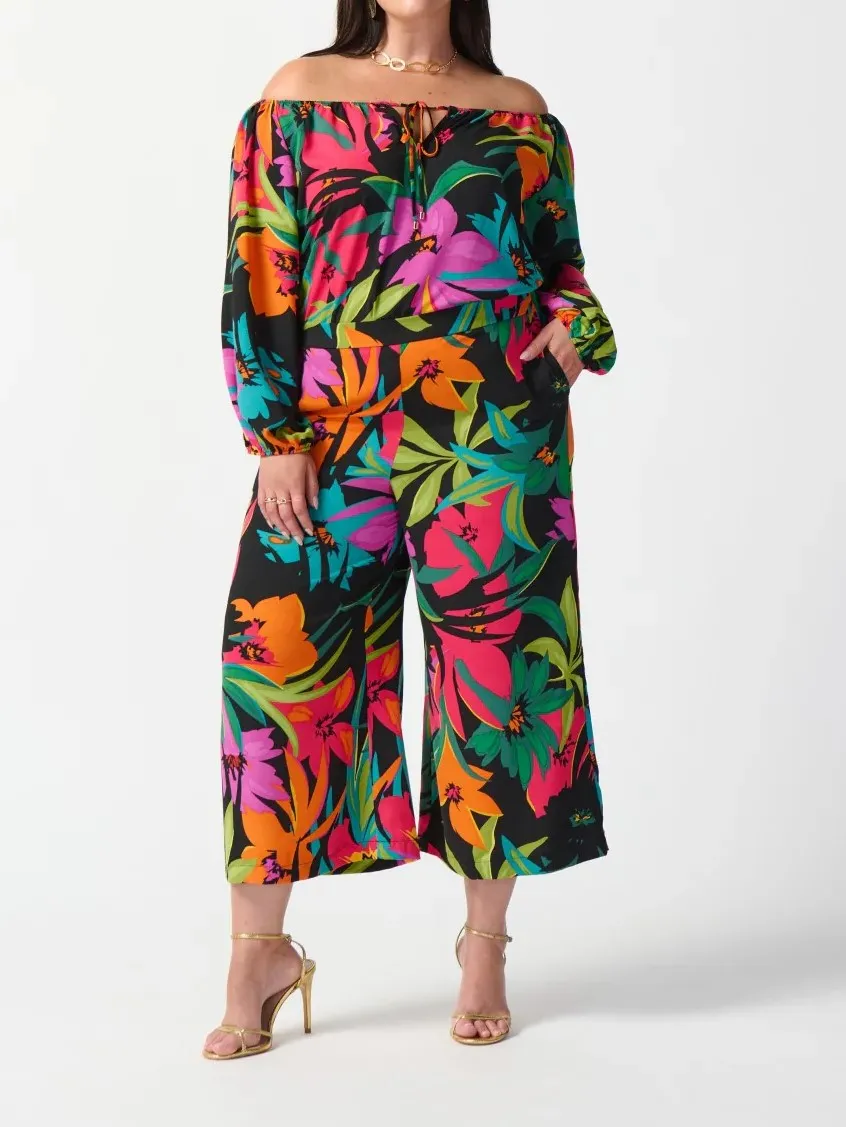 Tropical Print Off - Shoulder Cropped Pants