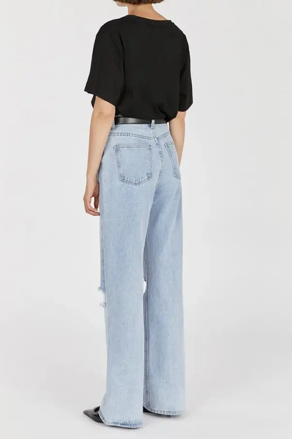 BLUE HIGH RISE RIPPED JEAN