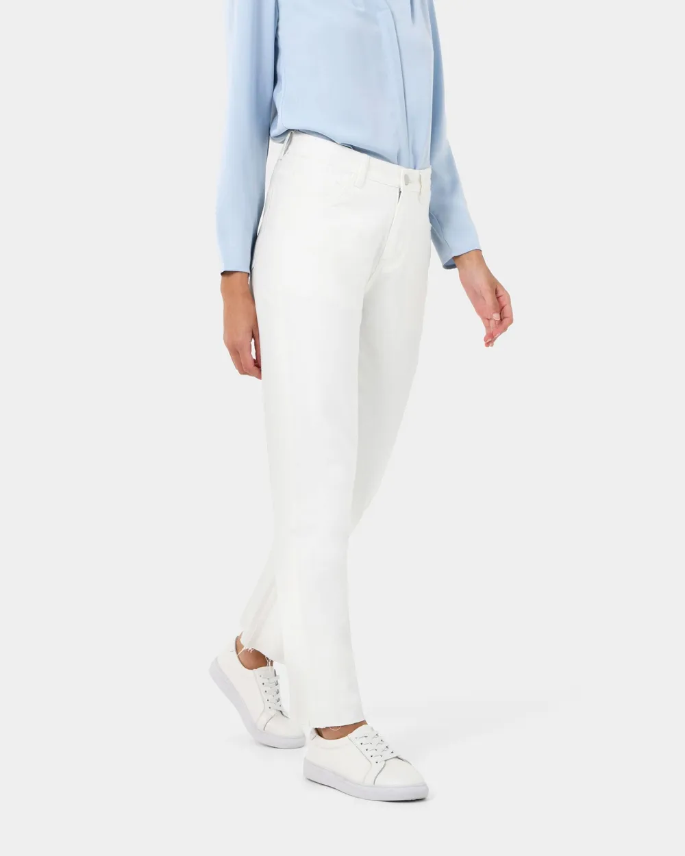 Frayed Mid to High Rise Washing Jean