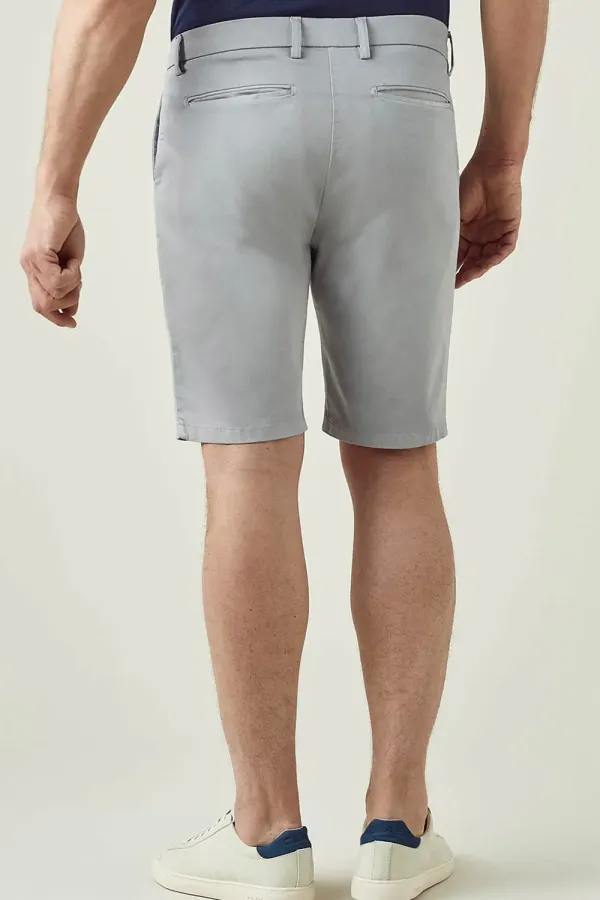 Belt Loops With Additional Central Belt Fastener Shorts