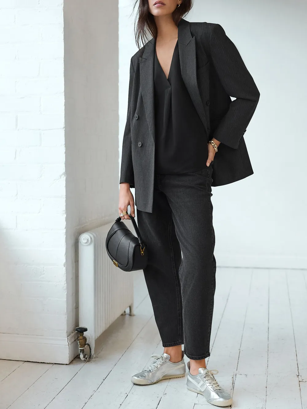 Loose Fit Short Sleeve High Collar V-Neck Shirt